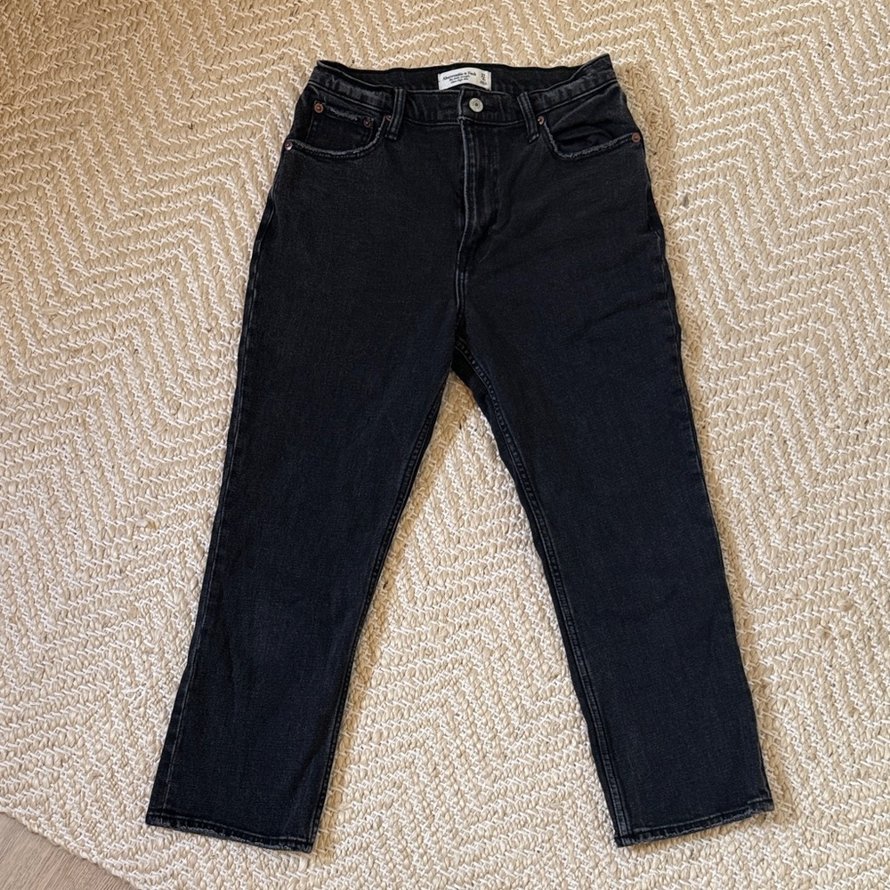Abercrombie & Fitch Black Ultra High Rise Ankle Straight Jeans